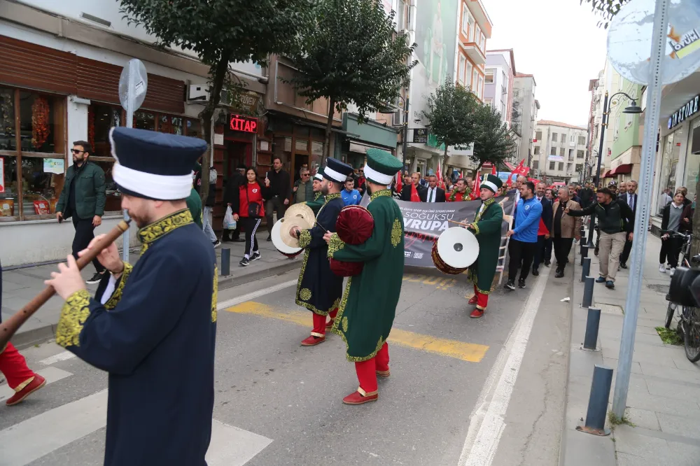 MEHTER İLE KARŞILANDI!