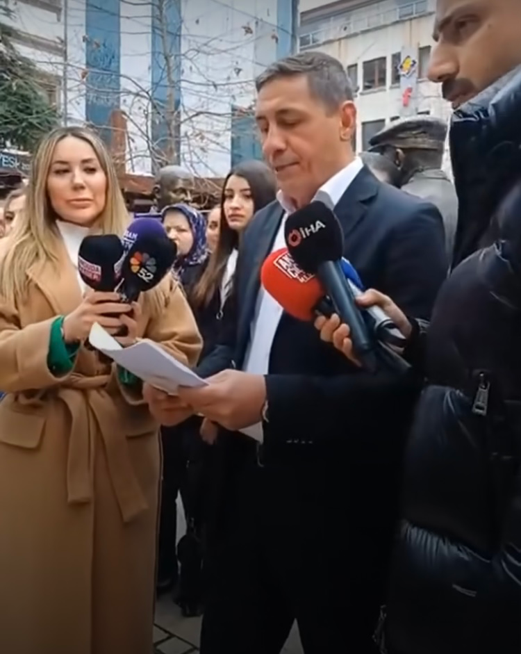 İYİ PARTİ İSTİFA KRİZİ BÜYÜYOR 